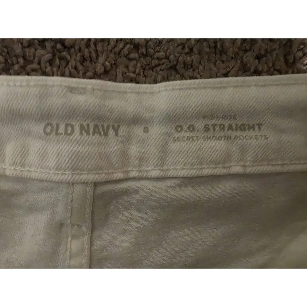 White Denim Old Navy Women's Shorts Size 8 High Rise OG Straight